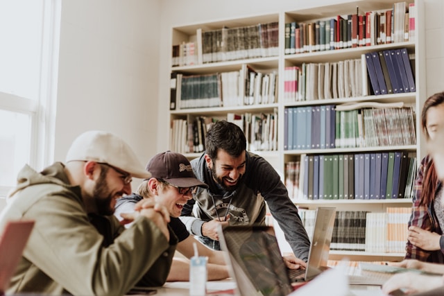 Gehalt, Equity und Karriere: Kompensation im Startup clever verhandeln